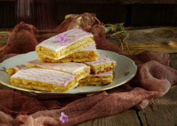 Lavender Lemon Bars