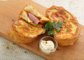 Cinnamon Raisin Quick Bread