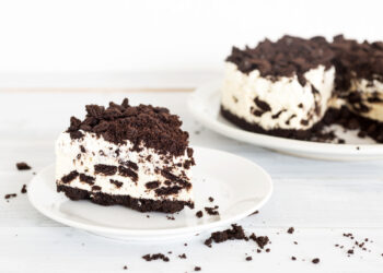 Oreo Baileys fridge cake