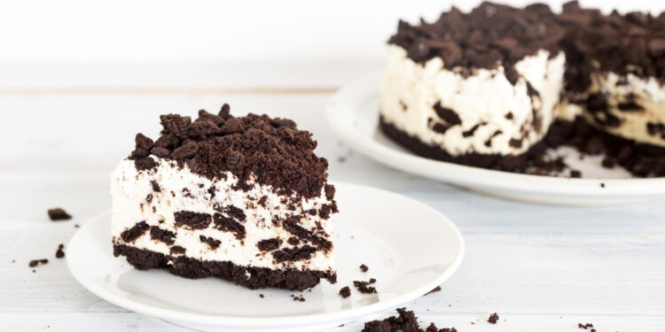 Oreo Baileys fridge cake