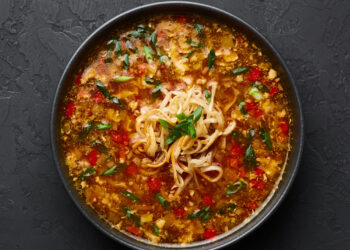 Shredded veg miso soup