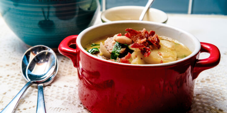 Spicy Turkey Sausage and Kale Chili