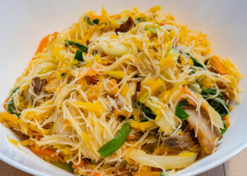 Taiwanese Fried Rice Noodles