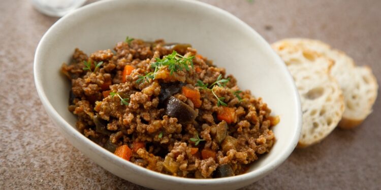 Spicy Low-Carb Eggplant with Beef and Tomatoes