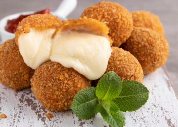 Air Fryer Mac and Cheese Balls Turn Comfort Food into Finger Food