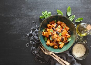 Garlicky Feta Eggplant Pasta