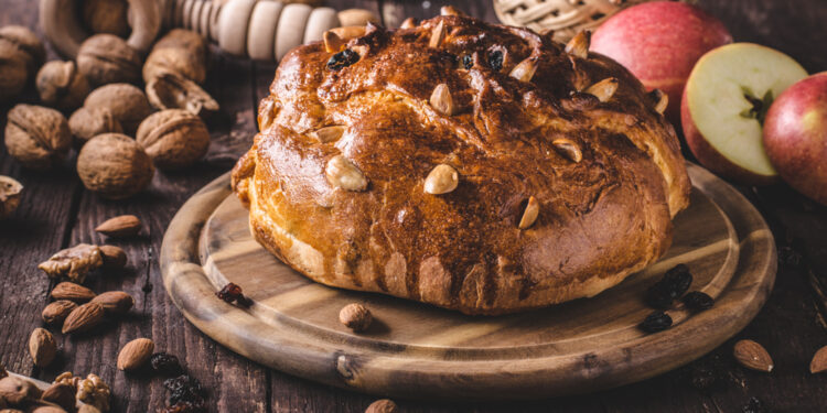 Delish Fruitcake