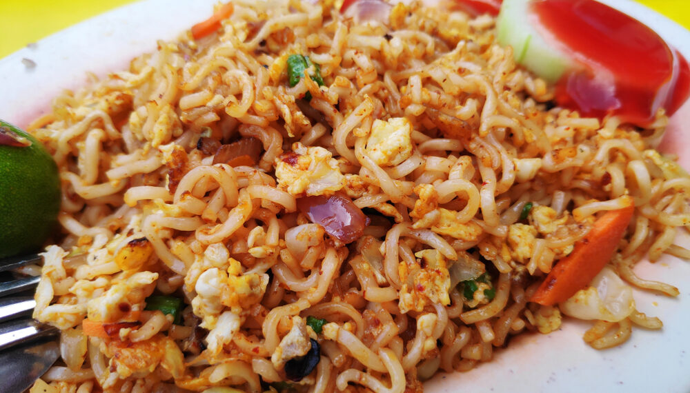 QUICK RAMEN NOODLE STIR FRY