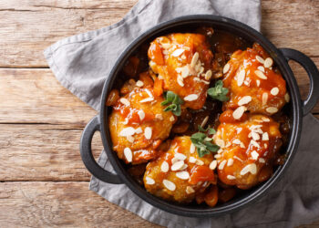 Spicy Apricot Glazed Wings