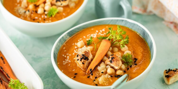 Cozy Lentil Soup with Lemon