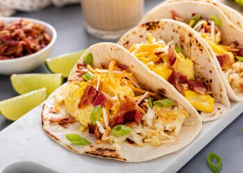 Bacon and Egg Tacos