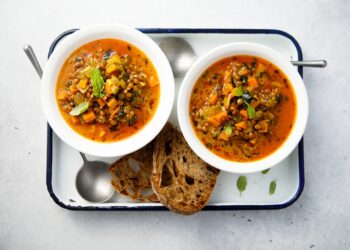 Vegan Curried Pumpkin Lentil Soup