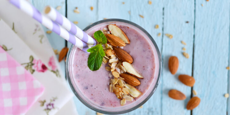 Almond Berry Smoothie